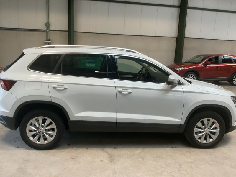 Skoda Karoq 1.5 TSI ACT Ambition 2023 – снимка 10