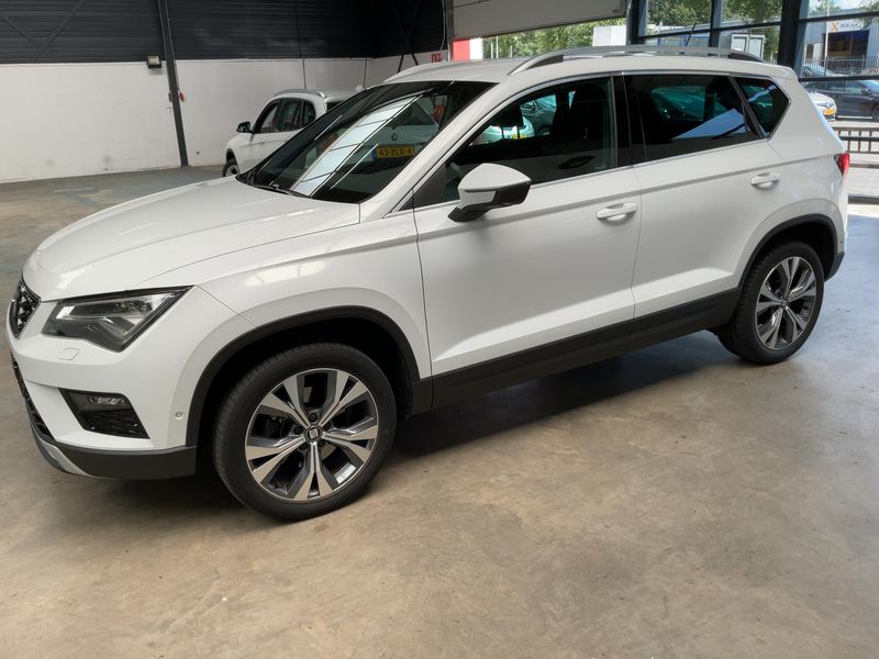 Seat Ateca 1.4 TSI ACT Xcellence 2018 – снимка 2