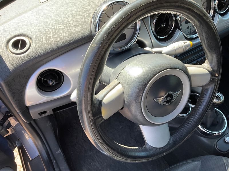 MINI Cabrio Cooper 2007 – снимка 34