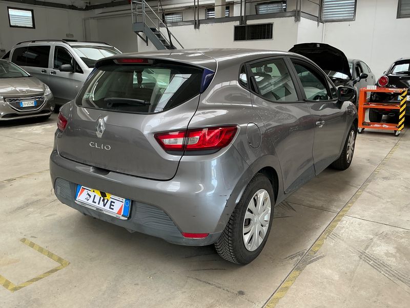 Renault Clio 1.2 Authentique — zdjęcie 2