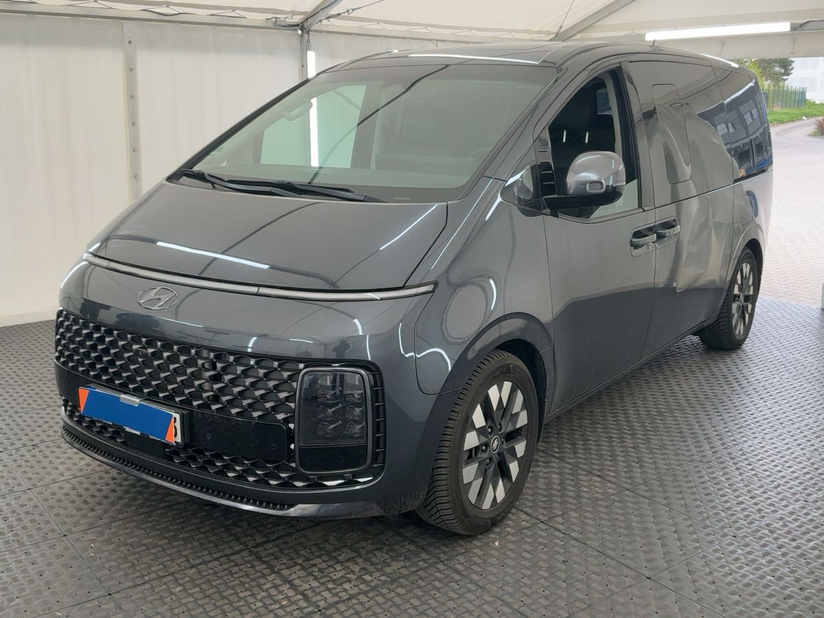 Hyundai Staria 2022