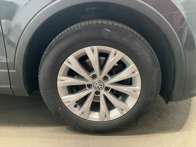 Volkswagen Tiguan 2.0 TDI Trendline 4Motion BlueMotion Tech 2017 – снимка 11