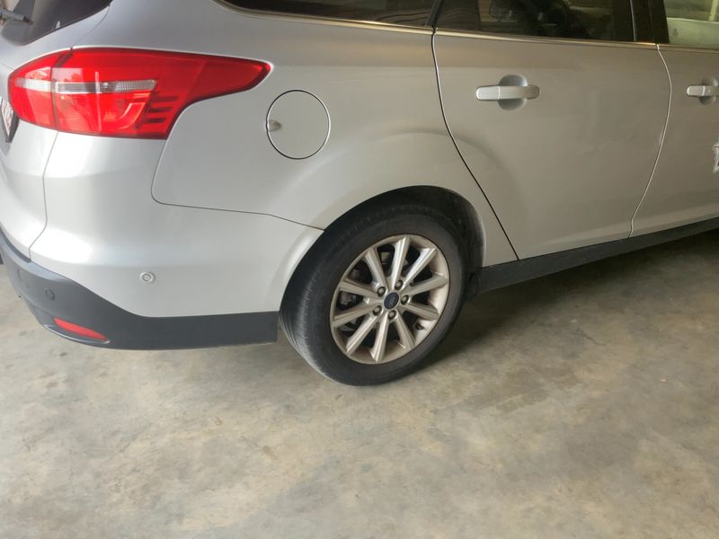 Ford Focus 2.0 TDCi Titanium 2015 – снимка 9