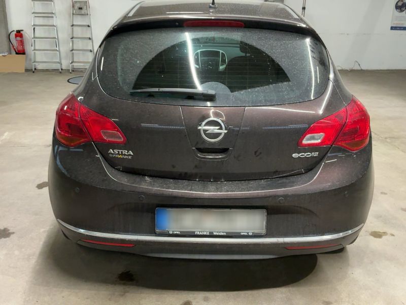 Opel Astra 1.4 Active — zdjęcie 5