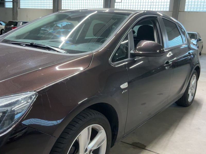 Opel Astra 1.4 Active — zdjęcie 2