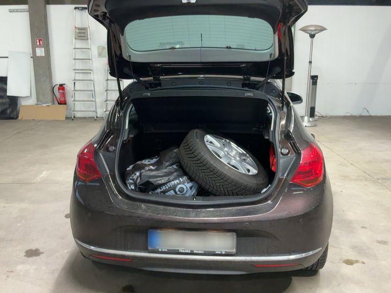 Opel Astra 1.4 Active — zdjęcie 10