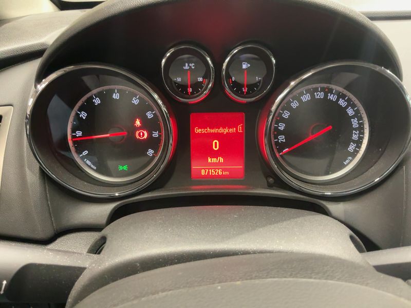 Opel Astra 1.4 Active — zdjęcie 13