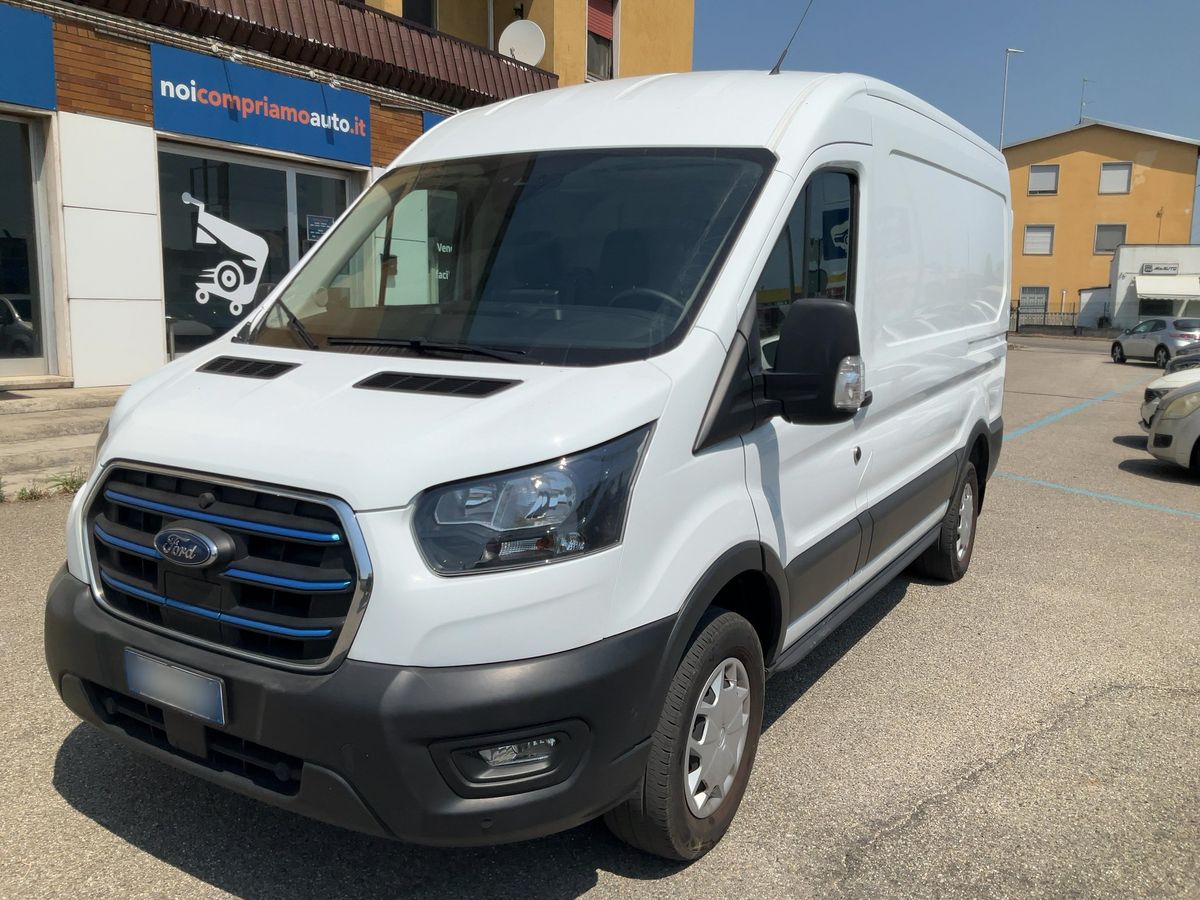Ford Transit 2022