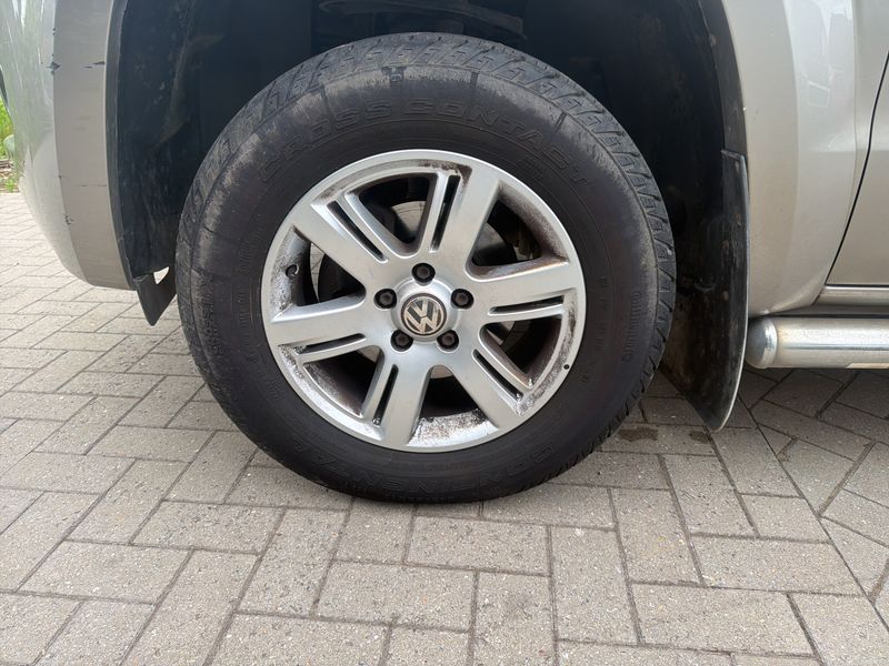 Volkswagen Amarok 2.0 TDI Highline DoubleCab 4Motion — zdjęcie 20