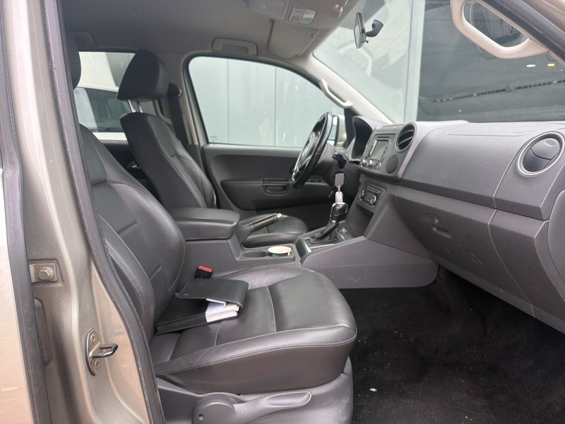 Volkswagen Amarok 2.0 TDI Highline DoubleCab 4Motion — zdjęcie 10