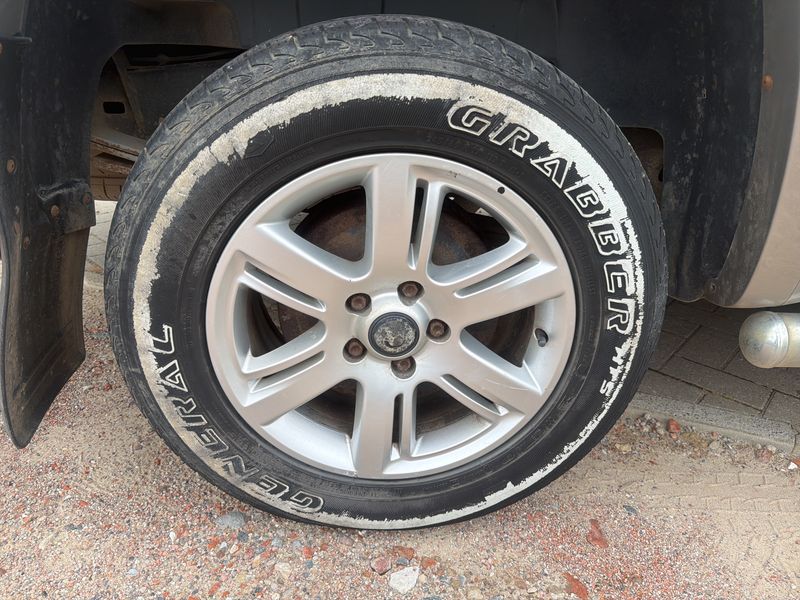 Volkswagen Amarok 2.0 TDI Highline DoubleCab 4Motion — zdjęcie 18