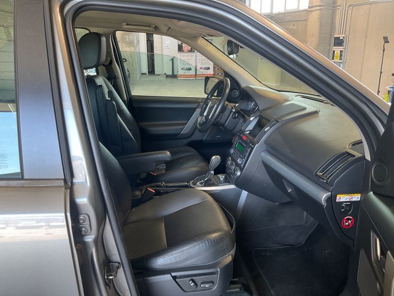Land Rover Freelander 2.2 Td4 HSE — zdjęcie 3