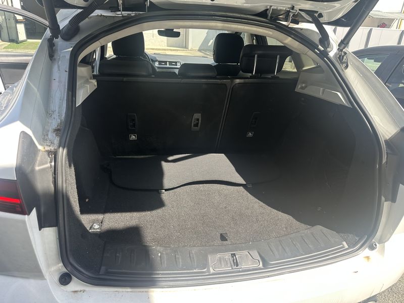 Jaguar E-Pace D150 S AWD — zdjęcie 9