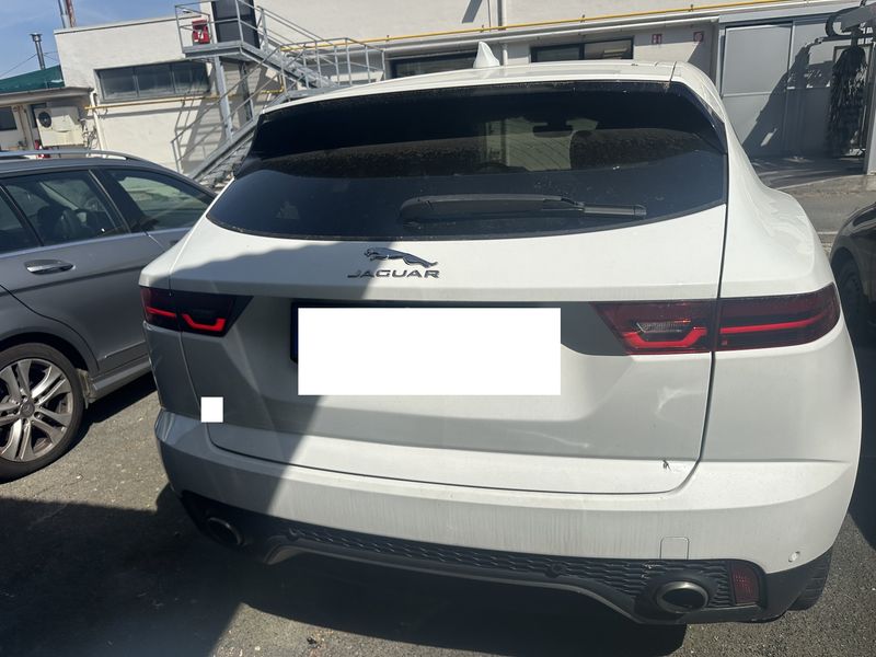 Jaguar E-Pace D150 S AWD — zdjęcie 4