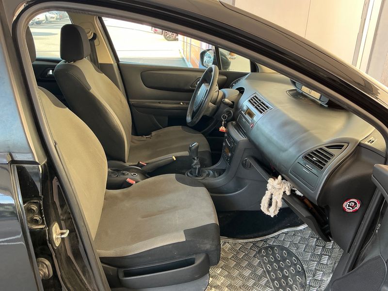 Citroen C4 1.6 HDi Cool — zdjęcie 3