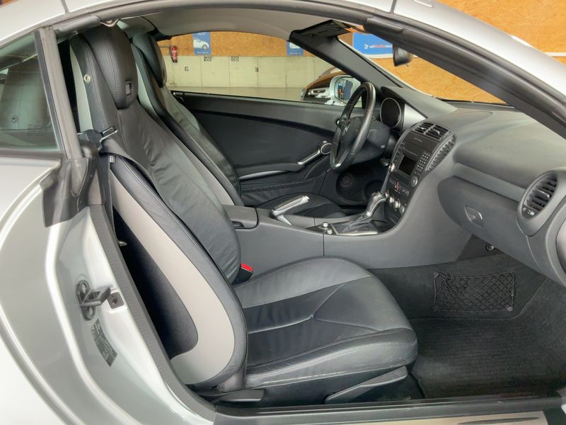 Mercedes-Benz SLK-Klasse SLK 200 Kompressor — zdjęcie 11