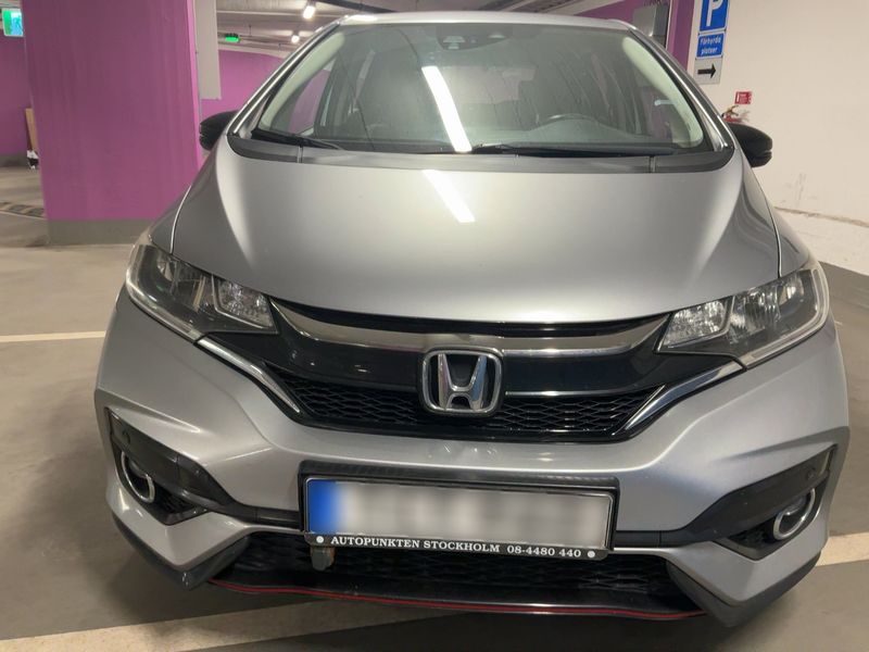 Honda Jazz 1.5 i-VTEC Dynamic — zdjęcie 9