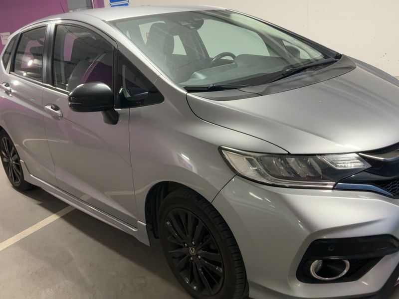 Honda Jazz 1.5 i-VTEC Dynamic — zdjęcie 8