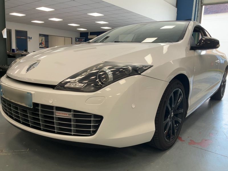 Renault Laguna 2.0 dCi Monaco GP — zdjęcie 2