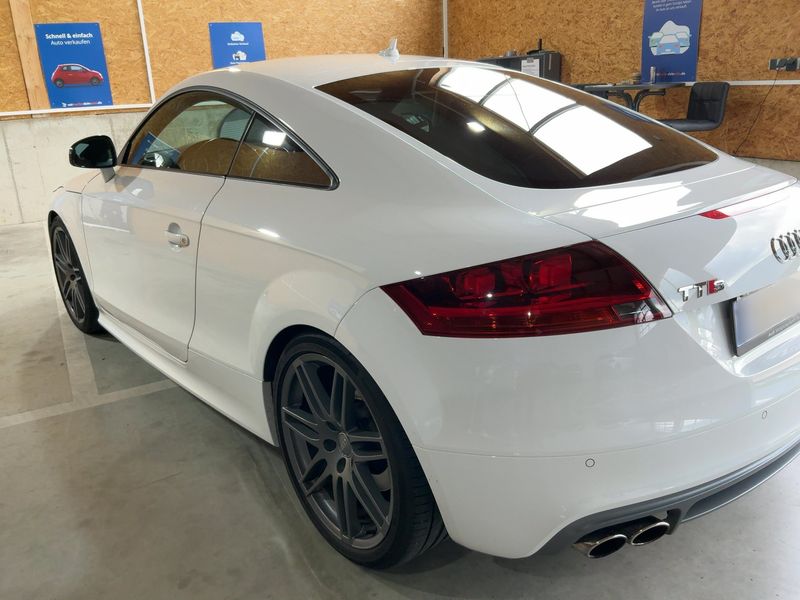 Audi TTS 2.0 TFSI quattro Coupe — zdjęcie 3