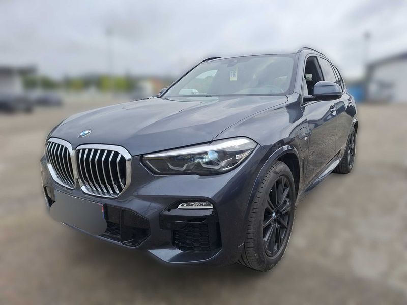 BMW X5 xDrive 45e M Sport — zdjęcie 1