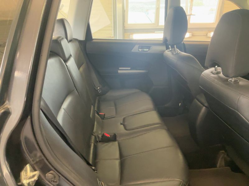 Subaru Forester 2.0 Exclusive — zdjęcie 14