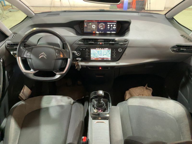 Citroen C4 Grand Spacetourer 1.5 Blue-HDi Feel 2019 – снимка 17