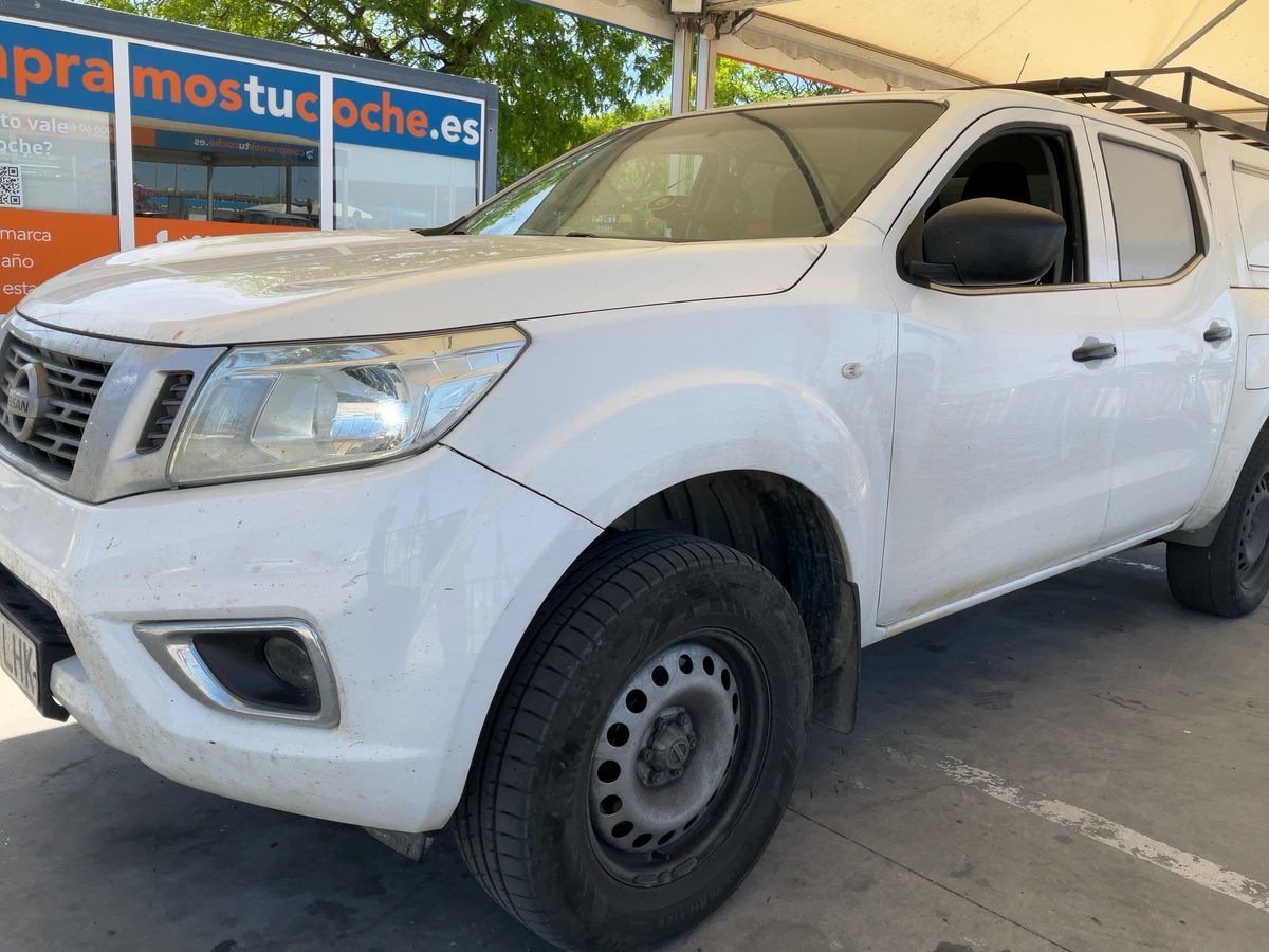 Nissan Navara Pick-up 2.3 dCi Trek Double Cab 4x4