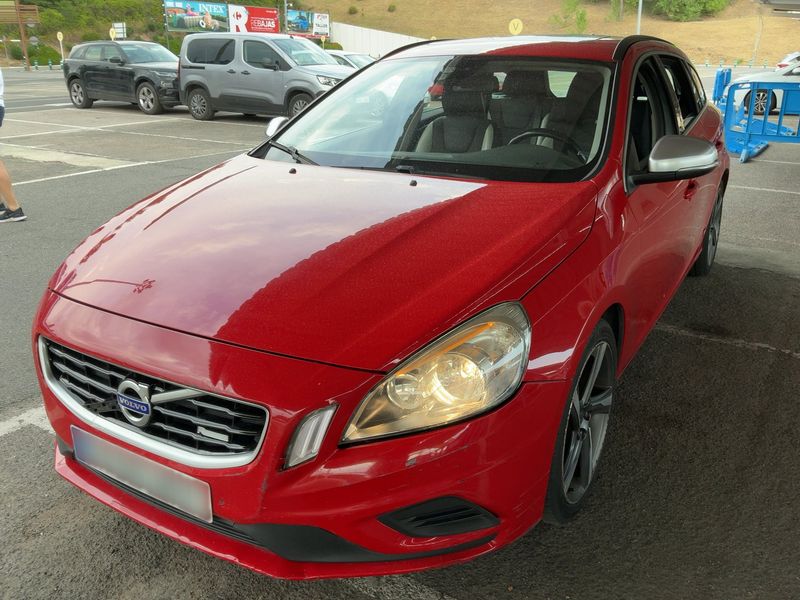 Volvo V60 1.6 D R-Design