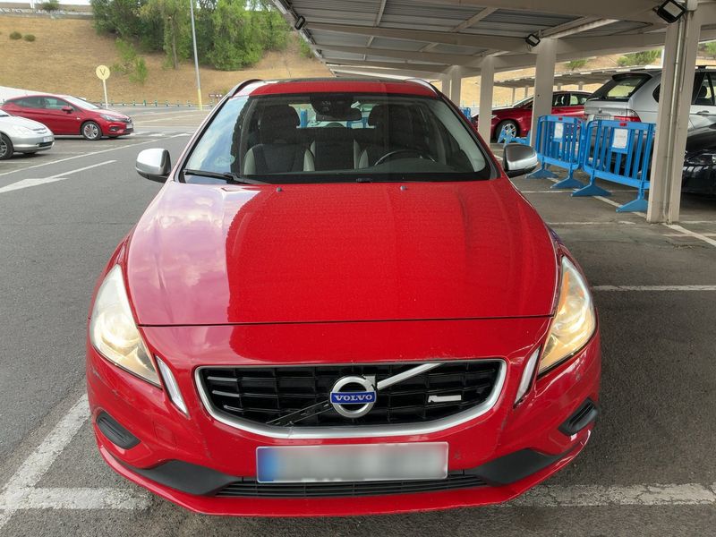 Volvo V60 1.6 D R-Design — zdjęcie 9