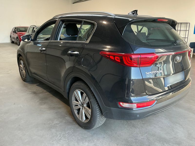 Kia Sportage 1.7 CRDi Active 2WD — zdjęcie 3
