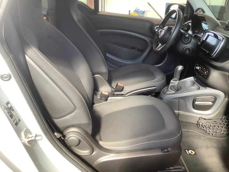 Smart fortwo 1.0 Basis passion 2016 – снимка 17