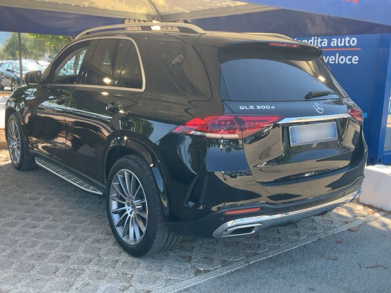Mercedes-Benz GLE-Klasse GLE 300 d Mild-Hybrid 4Matic AMG Line — zdjęcie 3