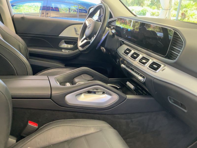 Mercedes-Benz GLE-Klasse GLE 300 d Mild-Hybrid 4Matic AMG Line — zdjęcie 11