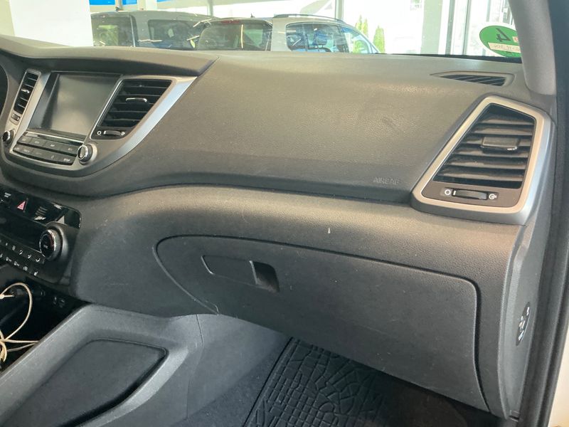 Hyundai Tucson 1.6 TGDI Style 2WD 2017 – снимка 34