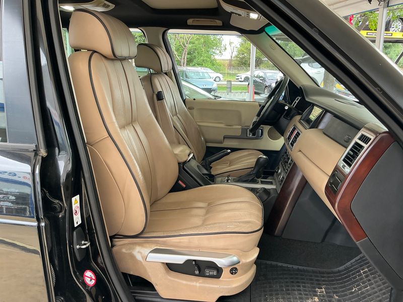 Land Rover Range Rover 4.4 V8 Vogue — zdjęcie 3