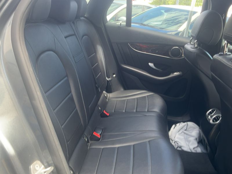 Mercedes-Benz GLC-Klasse GLC 220 4Matic — zdjęcie 14