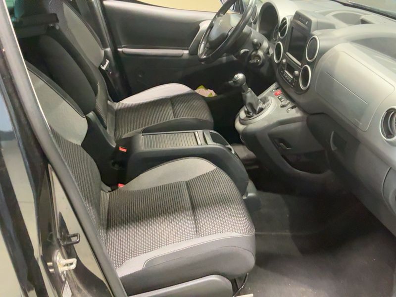 Peugeot Partner 1.2 PureTech Allure — zdjęcie 11
