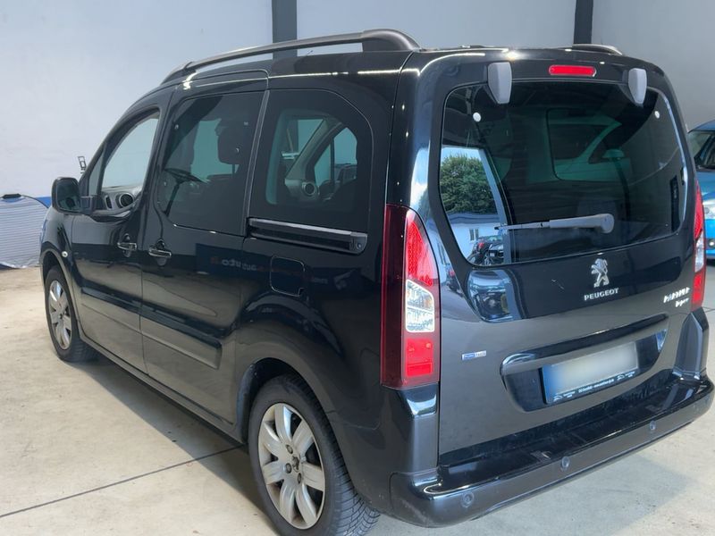Peugeot Partner 1.2 PureTech Allure — zdjęcie 3