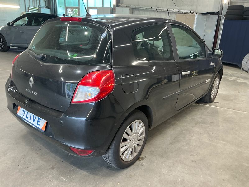 Renault Clio 1.2 Dynamique — zdjęcie 2