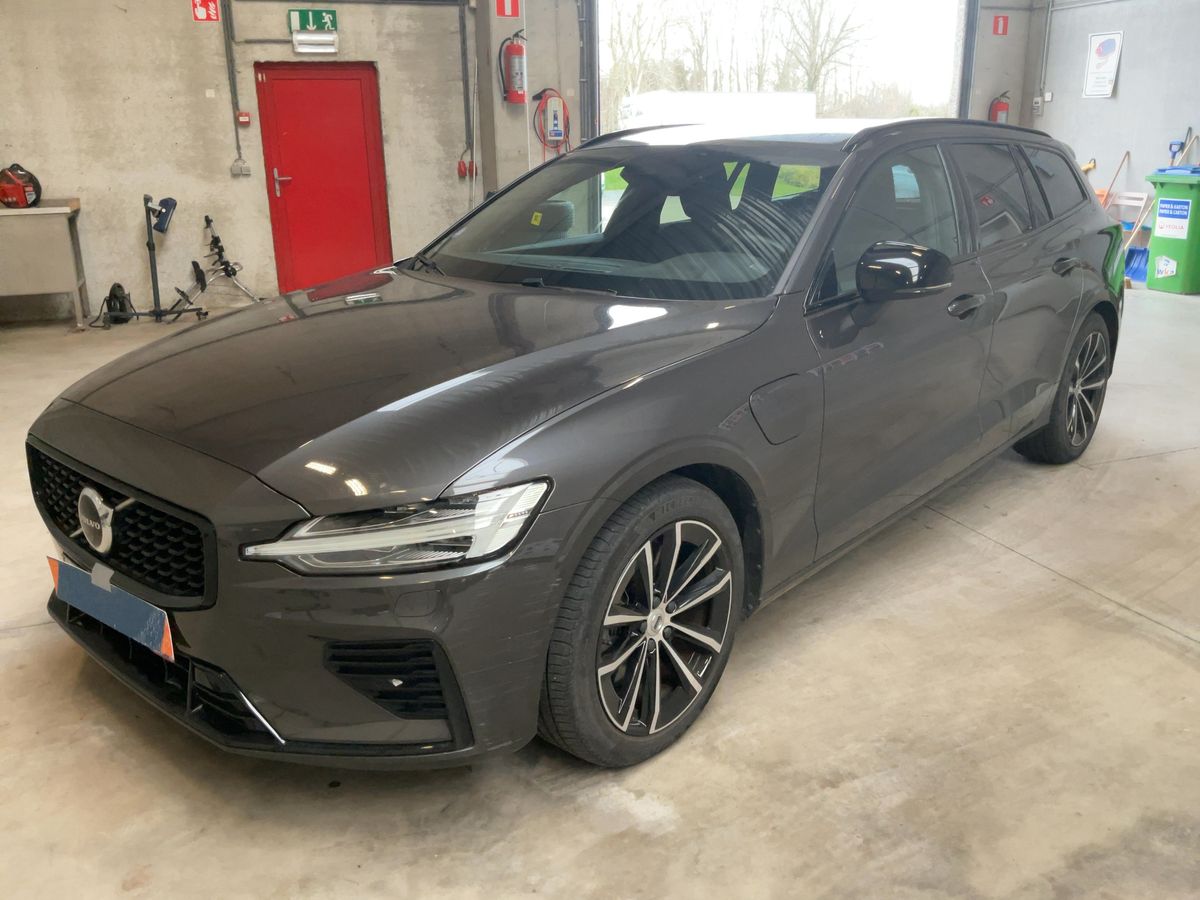 Volvo V60 2022