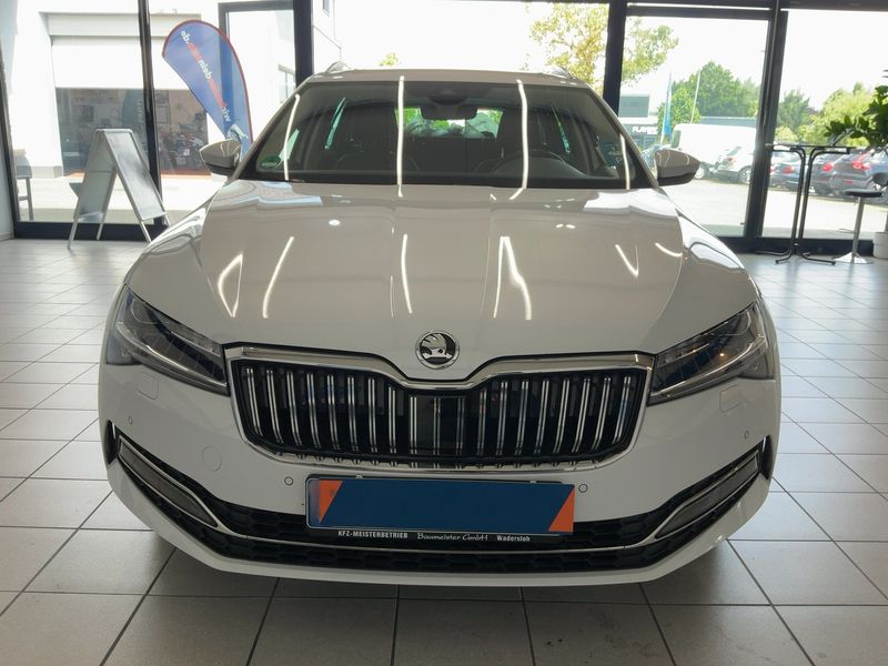 Skoda Superb 2.0 TDI Style — zdjęcie 9
