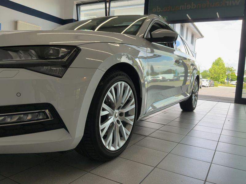 Skoda Superb 2.0 TDI Style — zdjęcie 2