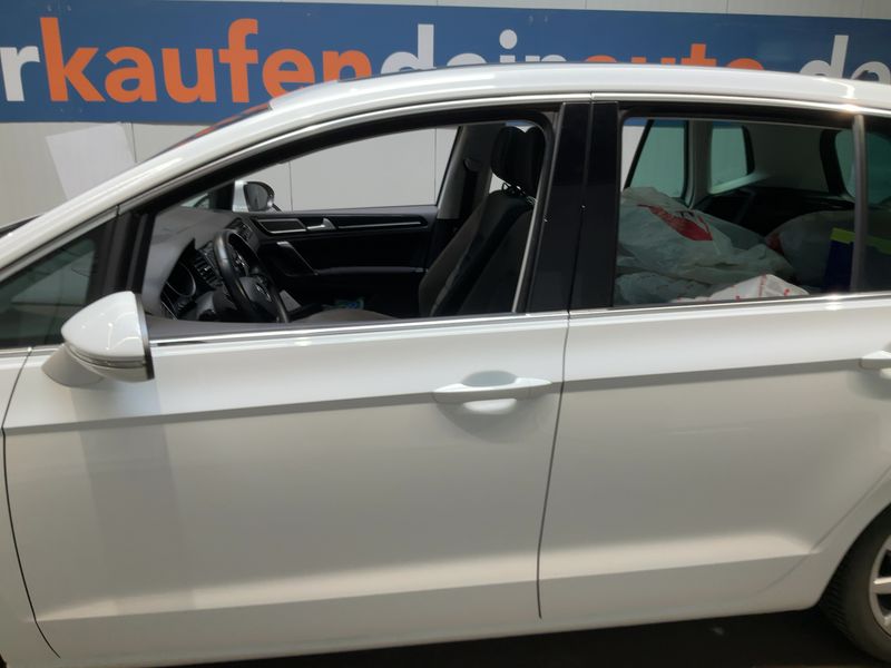 Volkswagen Golf VII Sportsvan 1.4 TSI Highline BlueMotion Tech — zdjęcie 4