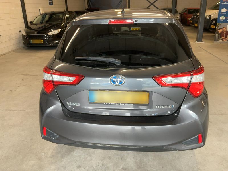 Toyota Yaris 1.5 Hybrid Dynamic — zdjęcie 5