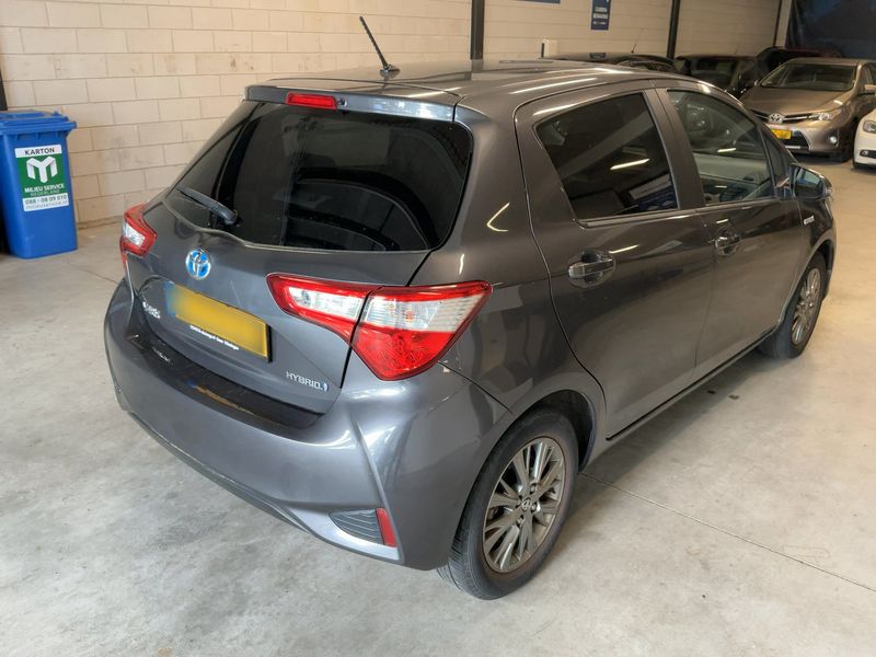 Toyota Yaris 1.5 Hybrid Dynamic — zdjęcie 6
