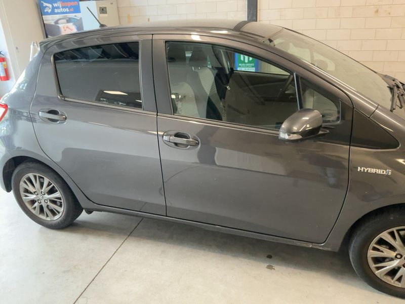 Toyota Yaris 1.5 Hybrid Dynamic — zdjęcie 7