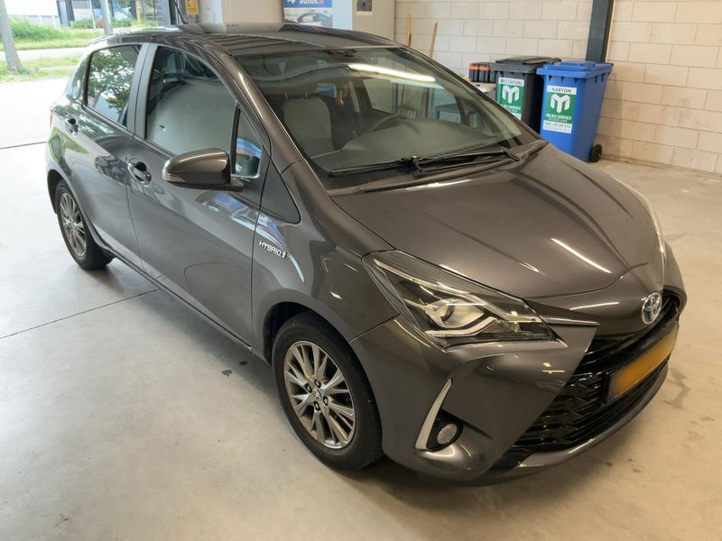 Toyota Yaris 1.5 Hybrid Dynamic — zdjęcie 8