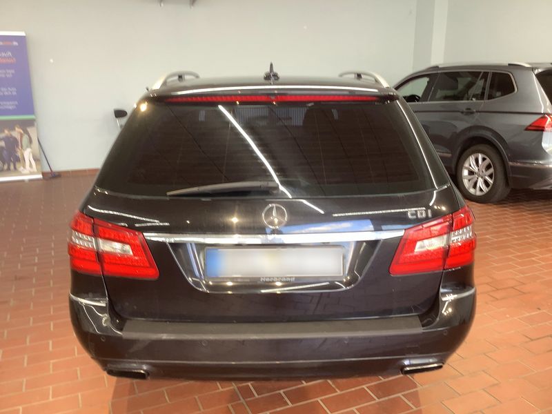 Mercedes-Benz E-Klasse E 350 CDI T Avantgarde 2011 – снимка 7