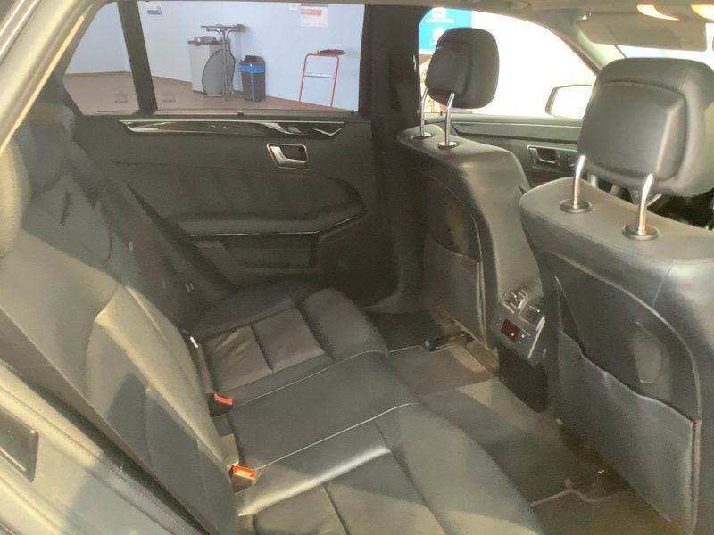 Mercedes-Benz E-Klasse E 350 CDI T Avantgarde 2011 – снимка 19